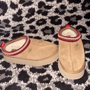 Tazz II UGG slippers.